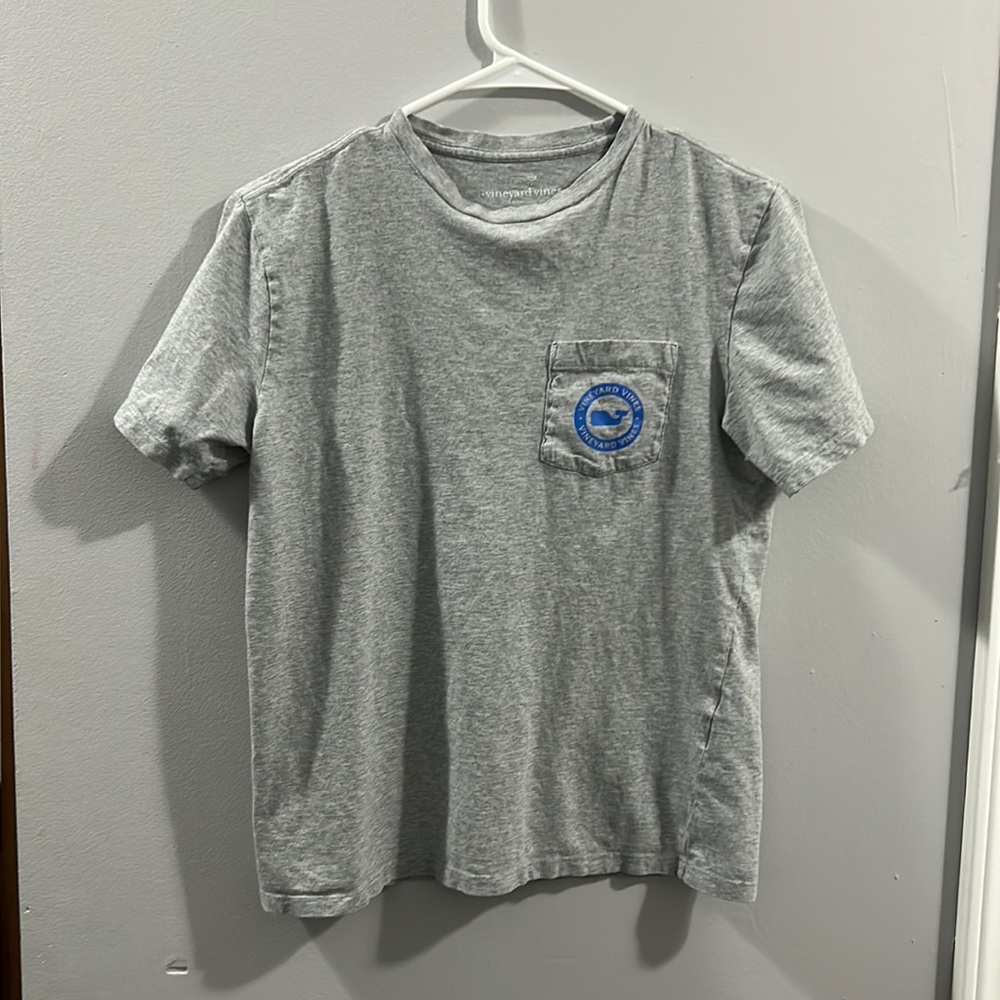 Men’s XS Vineyard Vines Logo Pocket T-Shirt